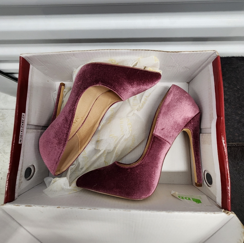 Velvet high heels - Picture 5 of 5